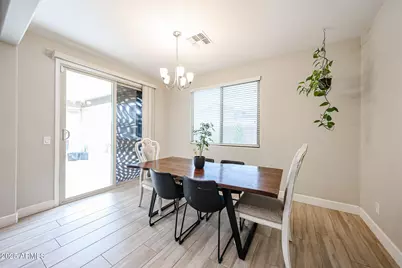 16083 W Laurel Lane, Surprise, AZ 85379 - Photo 13