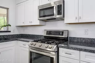 14175 W Mandalay Ln, Surprise, AZ 85379 - Photo 11