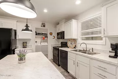 2000 S Apache Road #252, Buckeye, AZ 85326 - Photo 17