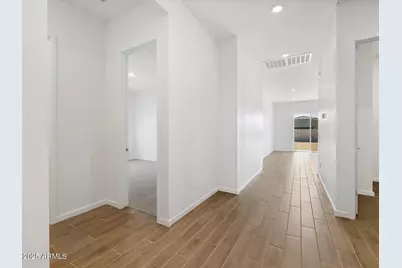 17613 W Mariposa Drive, Goodyear, AZ 85395 - Photo 3