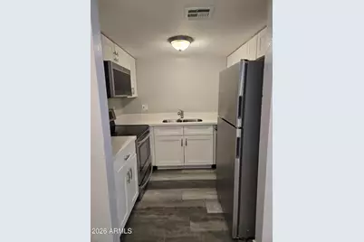 2674 N 43rd Avenue #22C, Phoenix, AZ 85009 - Photo 5