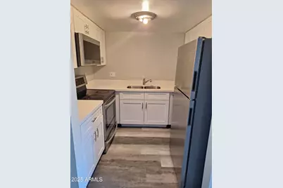 2674 N 43rd Avenue #22C, Phoenix, AZ 85009 - Photo 3