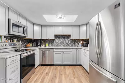 1219 E Christy Drive, Phoenix, AZ 85020 - Photo 9