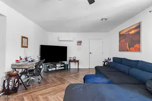 1219 E Christy Dr, Phoenix, AZ 85020 - Photo 5