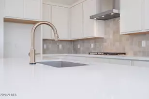 359 E Eldora Ln, San Tan Valley, AZ 85140 - Photo 3