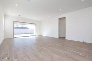 359 E Eldora Ln, San Tan Valley, AZ 85140 - Photo 5