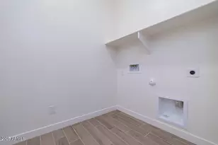 359 E Eldora Ln, San Tan Valley, AZ 85140 - Photo 7