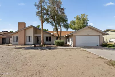 2432 W Saint Moritz Lane, Phoenix, AZ 85023 - Photo 1