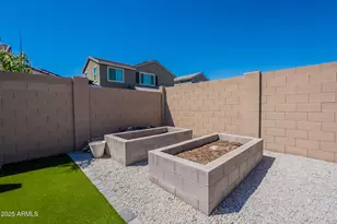 18397 W Christy Dr, Surprise, AZ 85388 - Photo 37