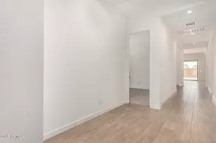 24099 N 171st Dr, Surprise, AZ 85387 - Photo 9