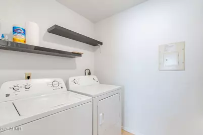 3640 N 38th Street #205, Phoenix, AZ 85018 - Photo 29