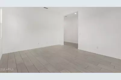 16937 W Desert Lane, Goodyear, AZ 85338 - Photo 27