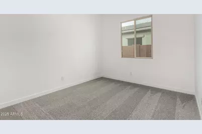 16937 W Desert Lane, Goodyear, AZ 85338 - Photo 19