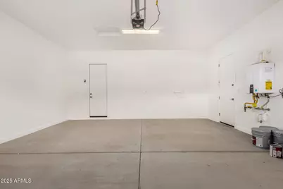 16937 W Desert Lane, Goodyear, AZ 85338 - Photo 29