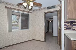 10930 W Topaz Dr, Sun City, AZ 85351 - Photo 5