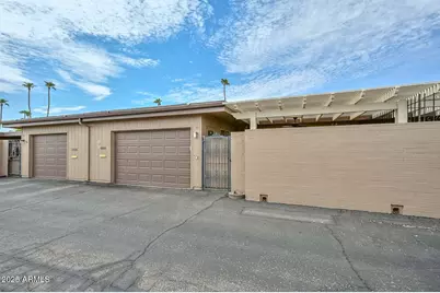 10930 W Topaz Drive, Sun City, AZ 85351 - Photo 31