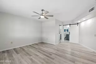 10214 W Hutton Dr, Sun City, AZ 85351 - Photo 17