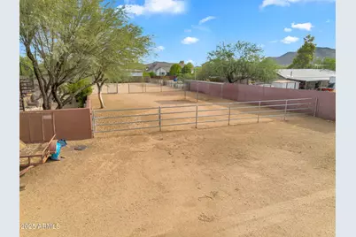 37044 N 7th Avenue, Phoenix, AZ 85086 - Photo 23