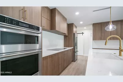 8302 E Lincoln Drive, Scottsdale, AZ 85250 - Photo 11