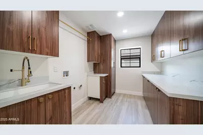 8302 E Lincoln Drive, Scottsdale, AZ 85250 - Photo 23