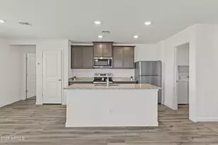 594 W Crowned Dove Trail, Casa Grande, AZ 85122 - Photo 11