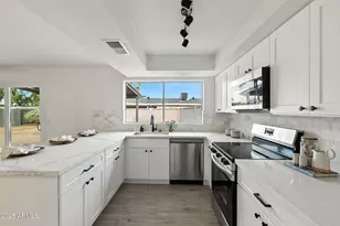 17225 N 35th St, Phoenix, AZ 85032 - Photo 17