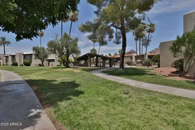 4201 E Camelback Road #25, Phoenix, AZ 85018 - Photo 23