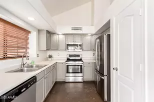 5665 W Galveston St, Chandler, AZ 85226 - Photo 11