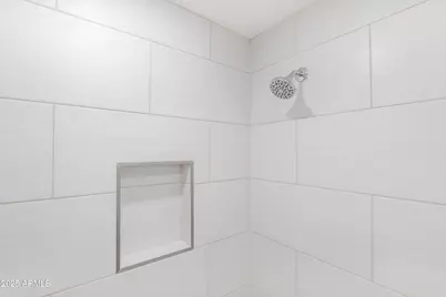 4240 N Longview Avenue #16, Phoenix, AZ 85014 - Photo 11