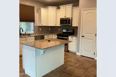 20927 W Hamilton Street, Buckeye, AZ 85396 - Photo 7