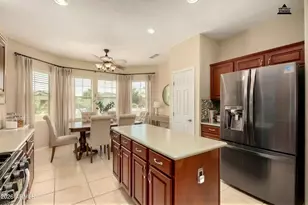 16446 W Century Plant Dr, Surprise, AZ 85387 - Photo 15