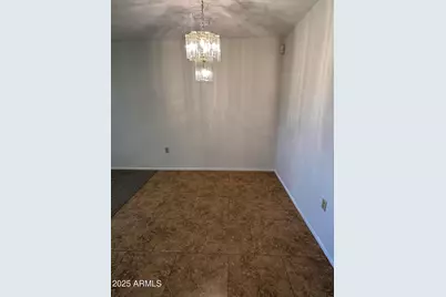 10856 W Santa Fe Drive, Sun City, AZ 85351 - Photo 5