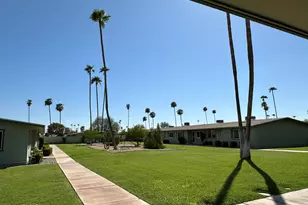 10856 W Santa Fe Dr, Sun City, AZ 85351 - Photo 23