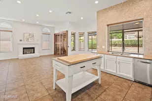 5450 E Helena Dr, Scottsdale, AZ 85254 - Photo 23