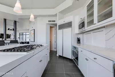 4228 E Highlands Drive, Paradise Valley, AZ 85253 - Photo 13