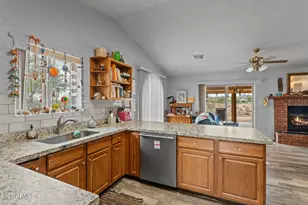 629 N Madison St, Wickenburg, AZ 85358 - Photo 9