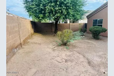 43573 W Blazen Trail, Maricopa, AZ 85138 - Photo 15