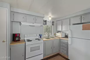 200 E Knox Rd, Chandler, AZ 85225 - Photo 9