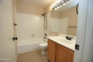 4114 E Union Hills Dr, Phoenix, AZ 85050 - Photo 19