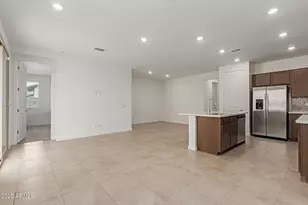 25237 W Huntington Dr, Buckeye, AZ 85326 - Photo 9