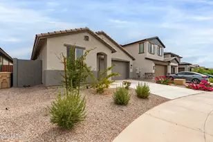 25237 W Huntington Dr, Buckeye, AZ 85326 - Photo 3