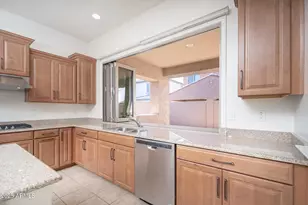 9541 E Theia Dr, Mesa, AZ 85212 - Photo 11