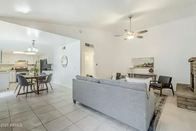 16 W Loma Vista Drive #104, Tempe, AZ 85282 - Photo 5