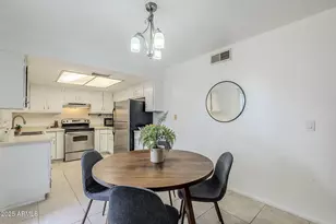 16 W Loma Vista Dr, Tempe, AZ 85282 - Photo 9