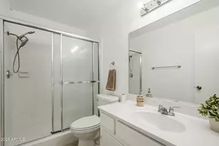 16 W Loma Vista Dr, Tempe, AZ 85282 - Photo 19