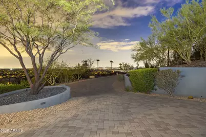 35133 N 66th Place, Carefree, AZ 85377 - Photo 13