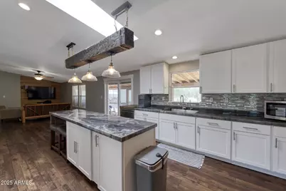 1321 E Morris Lane, Benson, AZ 85602 - Photo 7