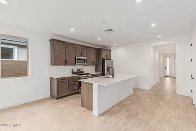 15820 W Vogel Avenue, Goodyear, AZ 85338 - Photo 7