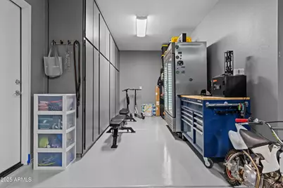 16847 W Maya Way, Surprise, AZ 85387 - Photo 19