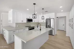 3933 E Flower St, Phoenix, AZ 85018 - Photo 9